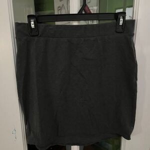 H&M Divided Basic Dark Gray Mini Skirt Size Medium